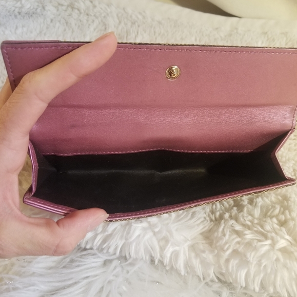 Gucci Canvas Guccisima Metallic Pink Wallet - Picture 6 of 16